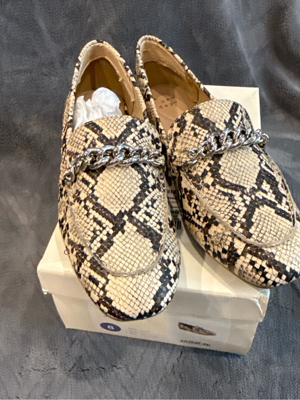 a new day Snake-Print Chain Loafers in Beige and Black 8